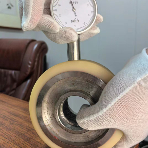 Hardness of solid polyurethane wheels